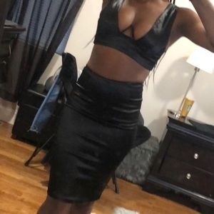 Oh prolly black body con set